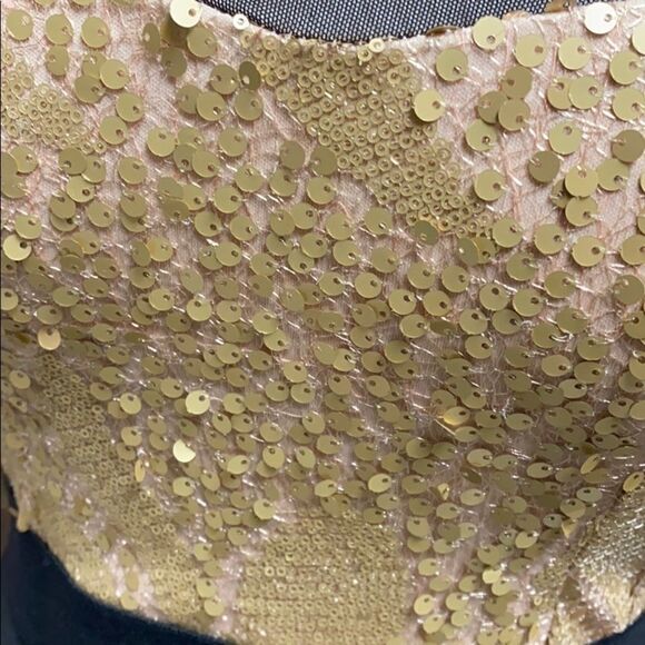 Speechless Sleeveless Gold Sequin Peplum dress M - Picture 3 of 8